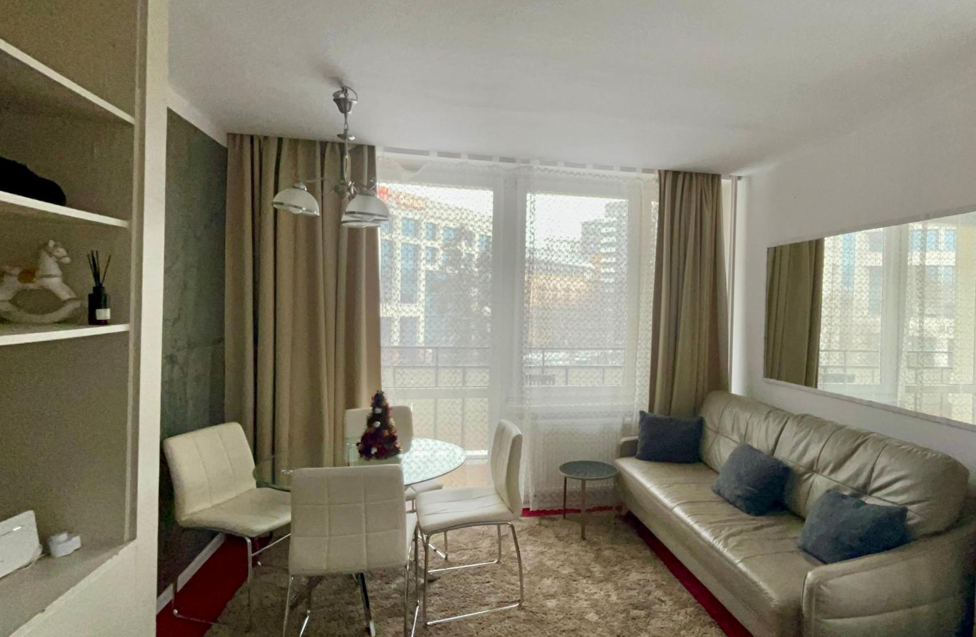Perfect Location Two Bedrooms With Balkony Varsóvia Exterior foto